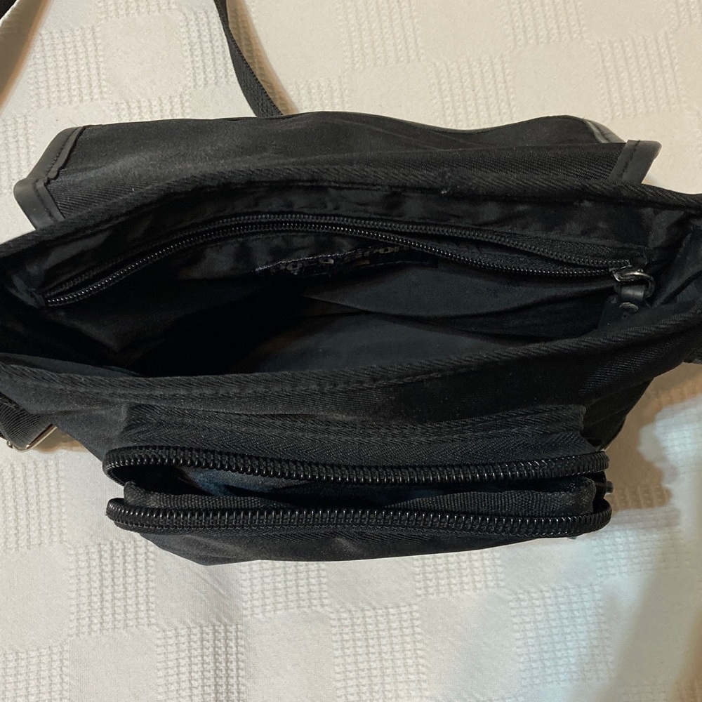 VINTAGE POLO SPORT RALPH LAUREN BLACK NYLON CROSS BODY BLACK BAG - Picture 6 of 16
